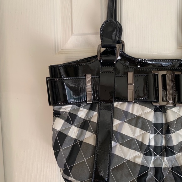 Burberry Black and Gray Checkered Shoulder Bag - Picture 2 of 10